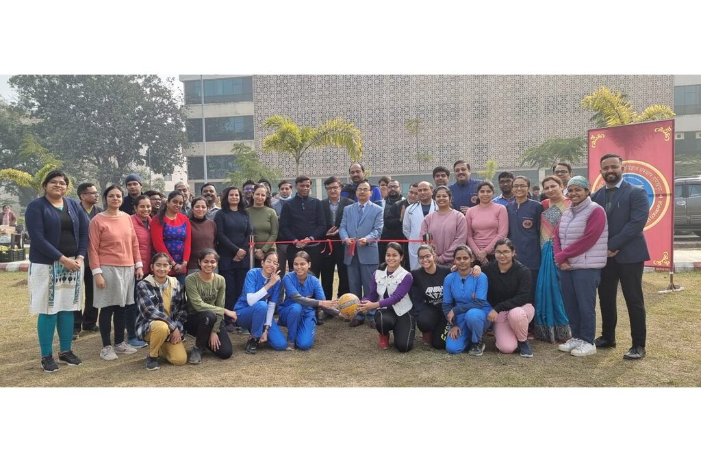 On the eve of the 75th Republic Day, a throwball and volleyball match was organized