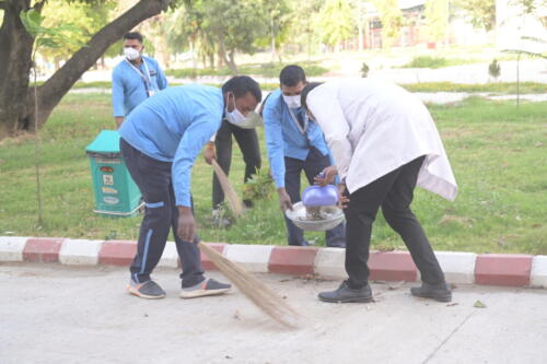 4 (1) (1) (1) (1) (1) (1) (1) (1) (1)