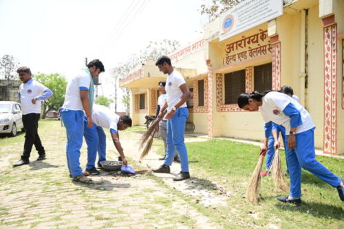 4 (1) (1) (1) (1) (1) (1) (1) (1) (1) (1) (1) (1)