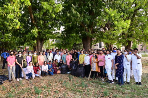 8 (1) (1) (1) (1) (1)